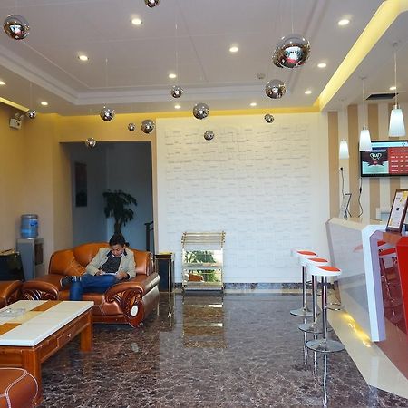 Thank Inn Chain Hotel Guizhou Zunyi Huichuan District Huichuan Avenue Exterior foto